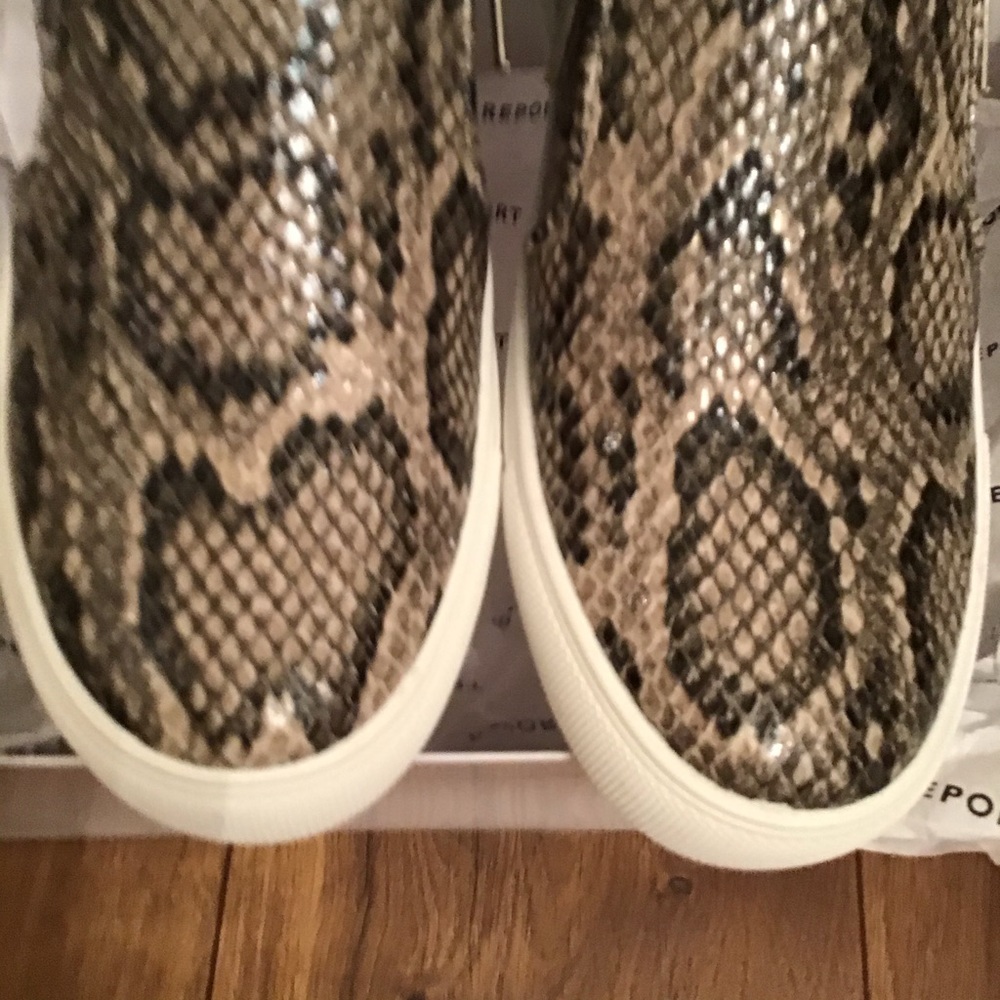 NWB REPORT PYTHON PRINT SHOES - Picture 12 of 12